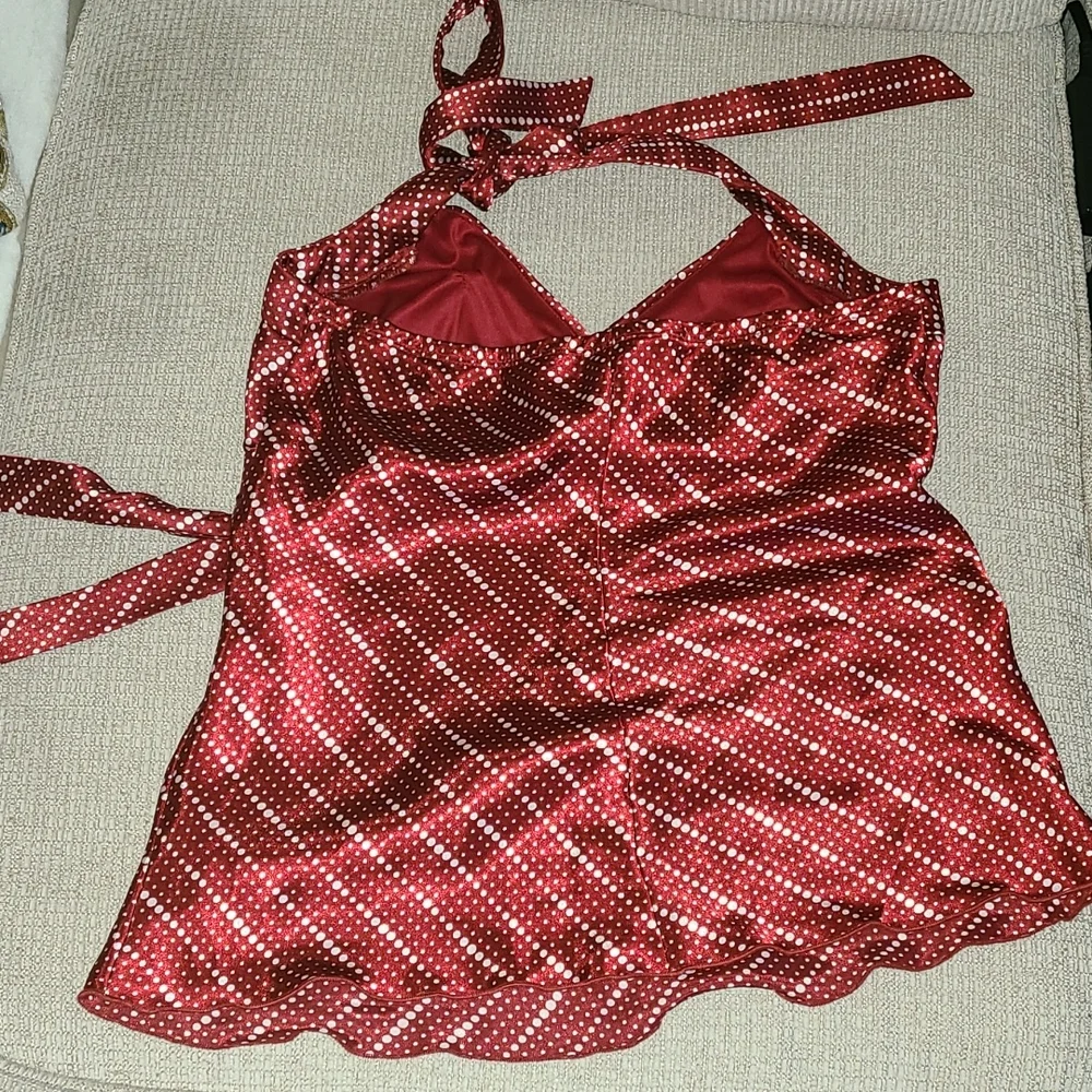 Halter top - Picture 2 of 2